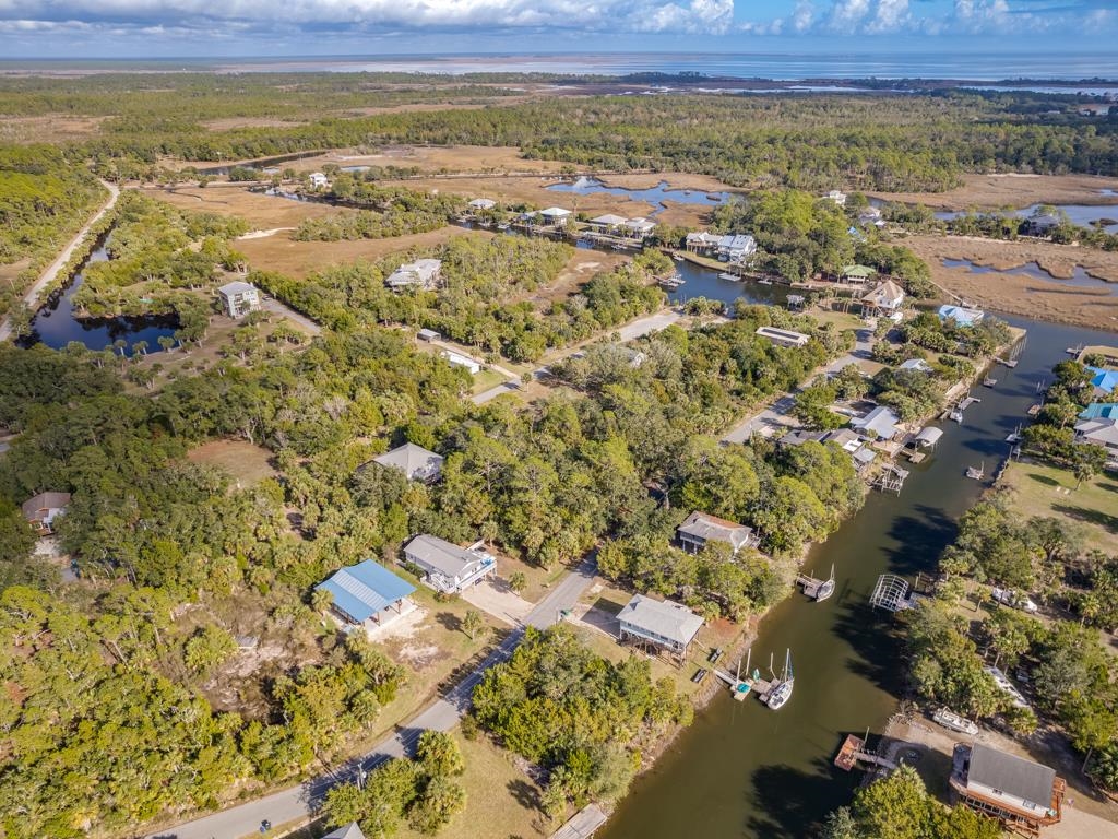 XX Oyster Bay Drive, Crawfordville, Florida image 3