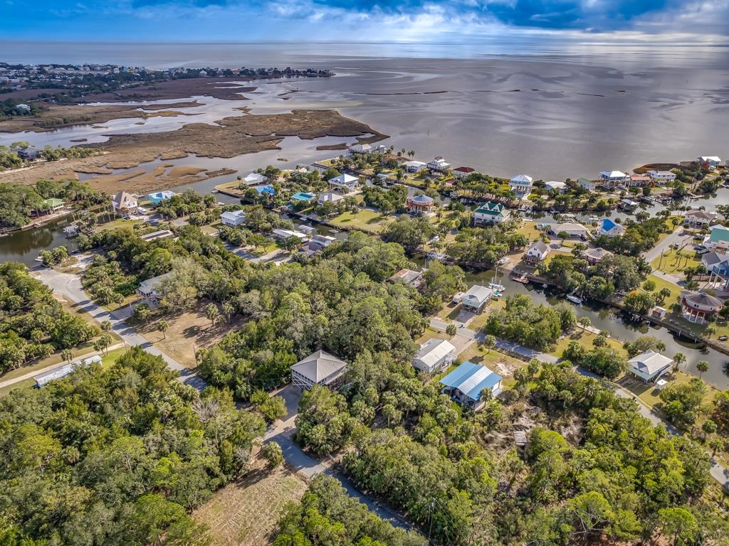 XX Oyster Bay Drive, Crawfordville, Florida image 6