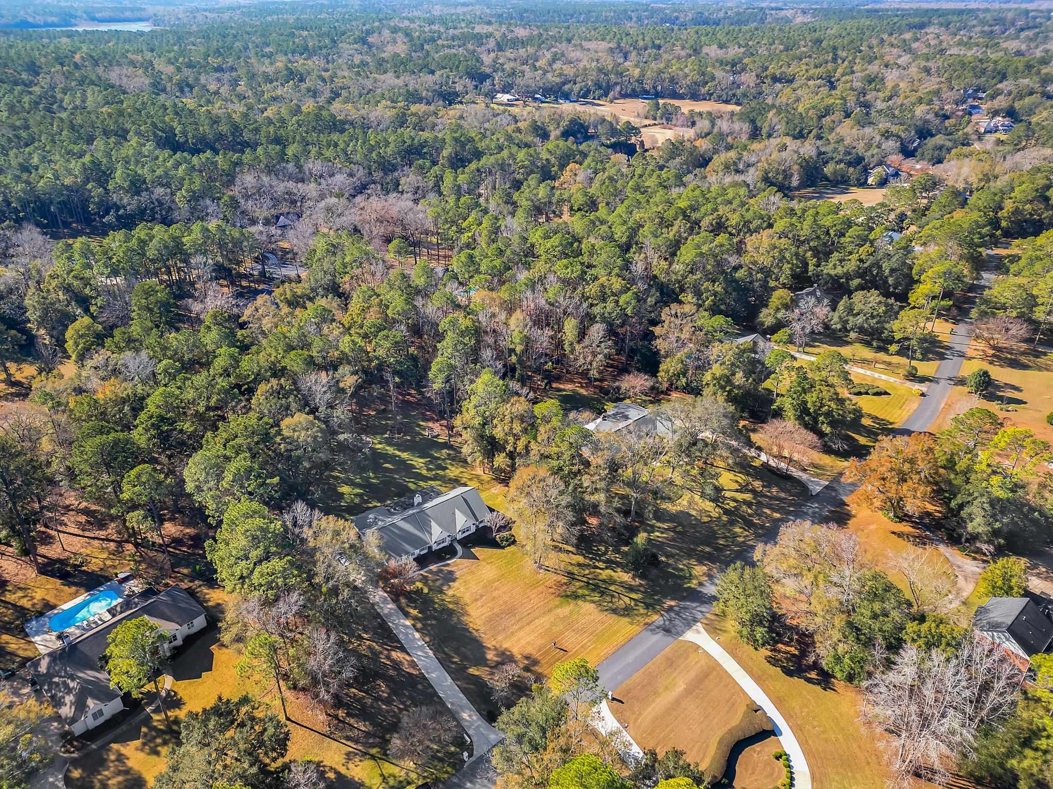 8047 Evening Star Lane, Tallahassee, Texas image 2