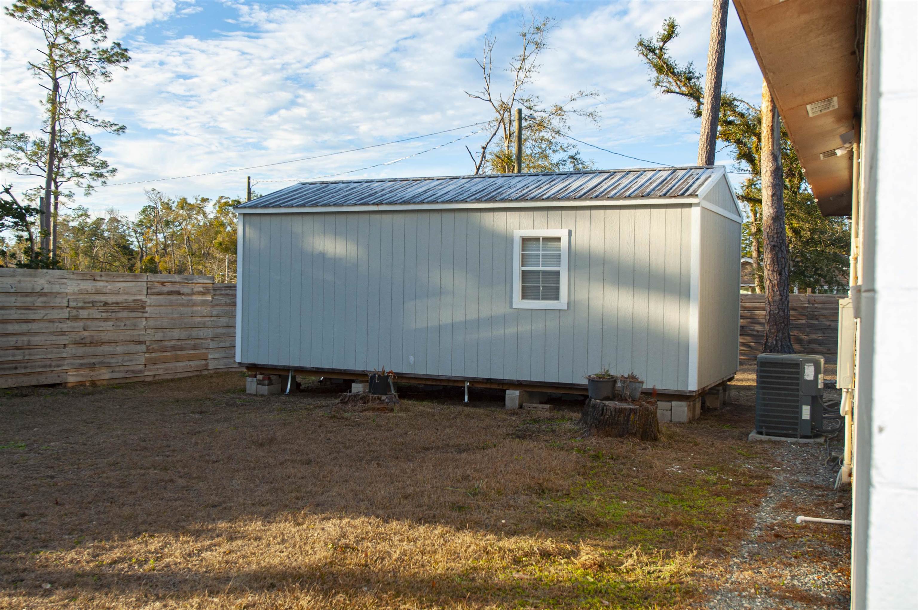 1820 Niniger Street, Tallahassee, Texas image 8