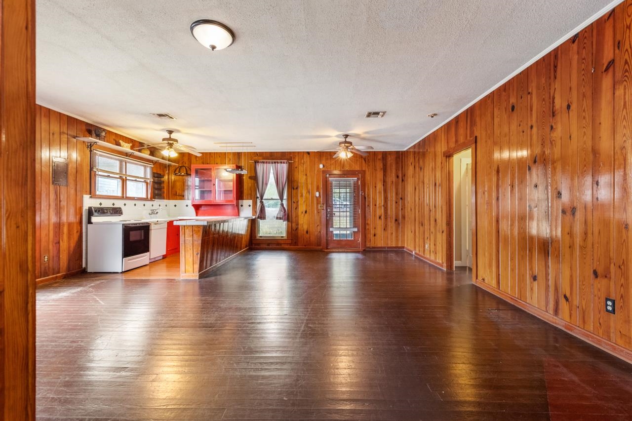24136 Lanier Street, Tallahassee, Florida image 13