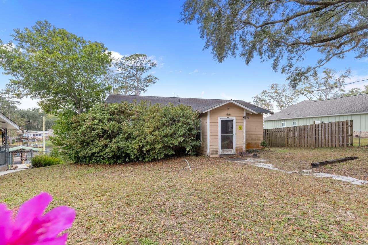 24136 Lanier Street, Tallahassee, Florida image 2