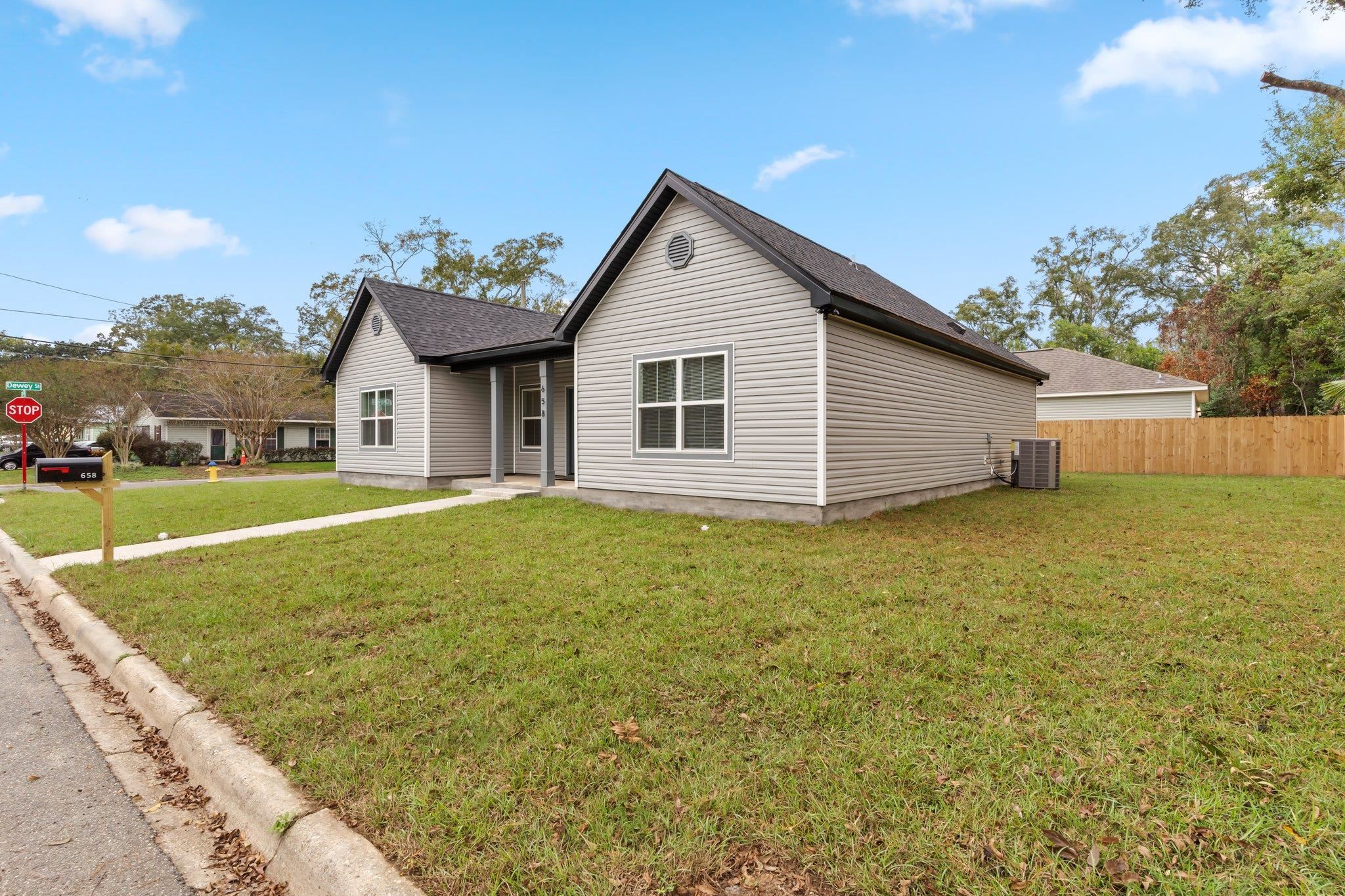 658 Dunn Street #1, Tallahassee, Texas image 4