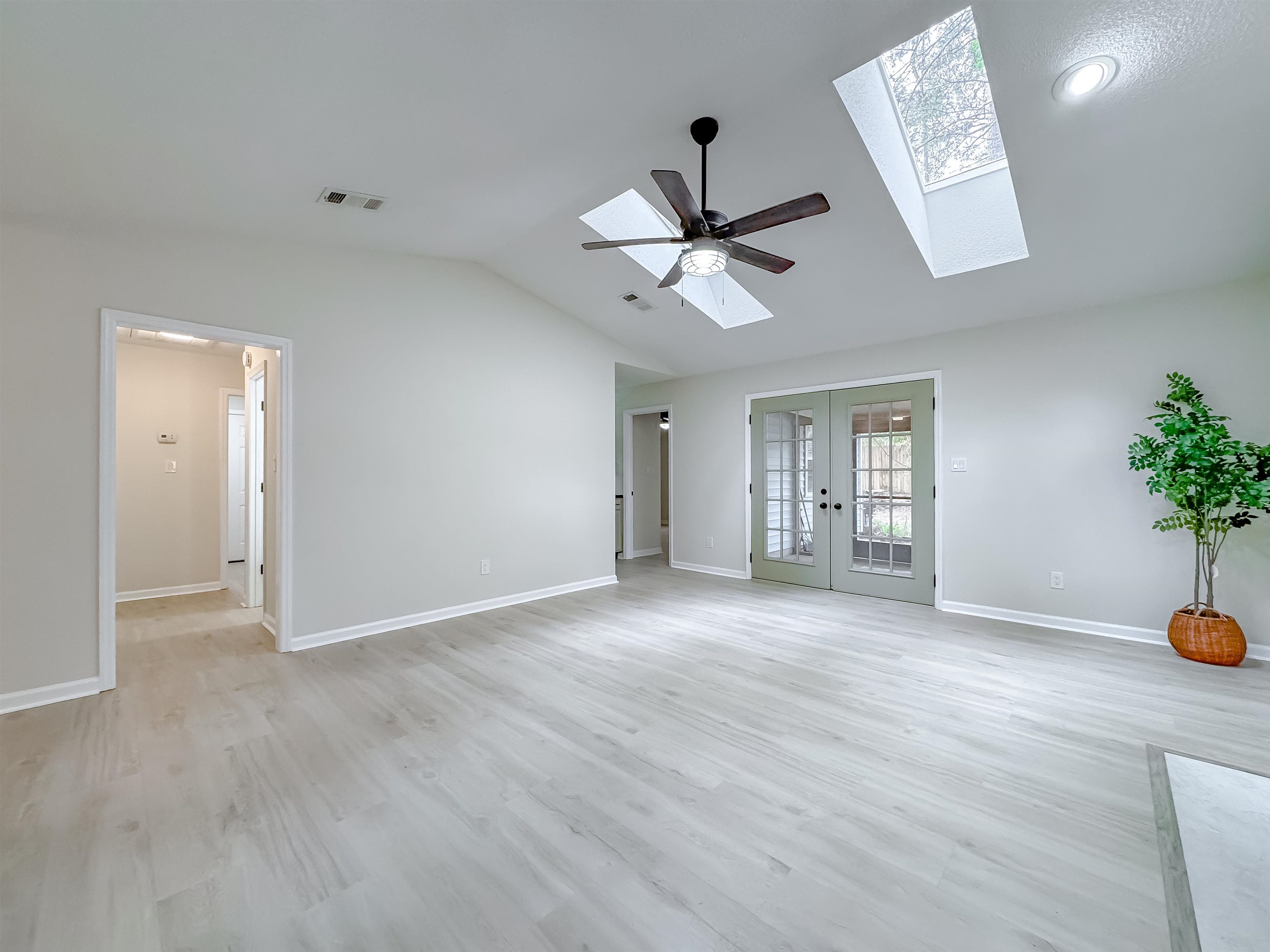 3431 Treaty Oak Trail, Tallahassee, Florida image 21