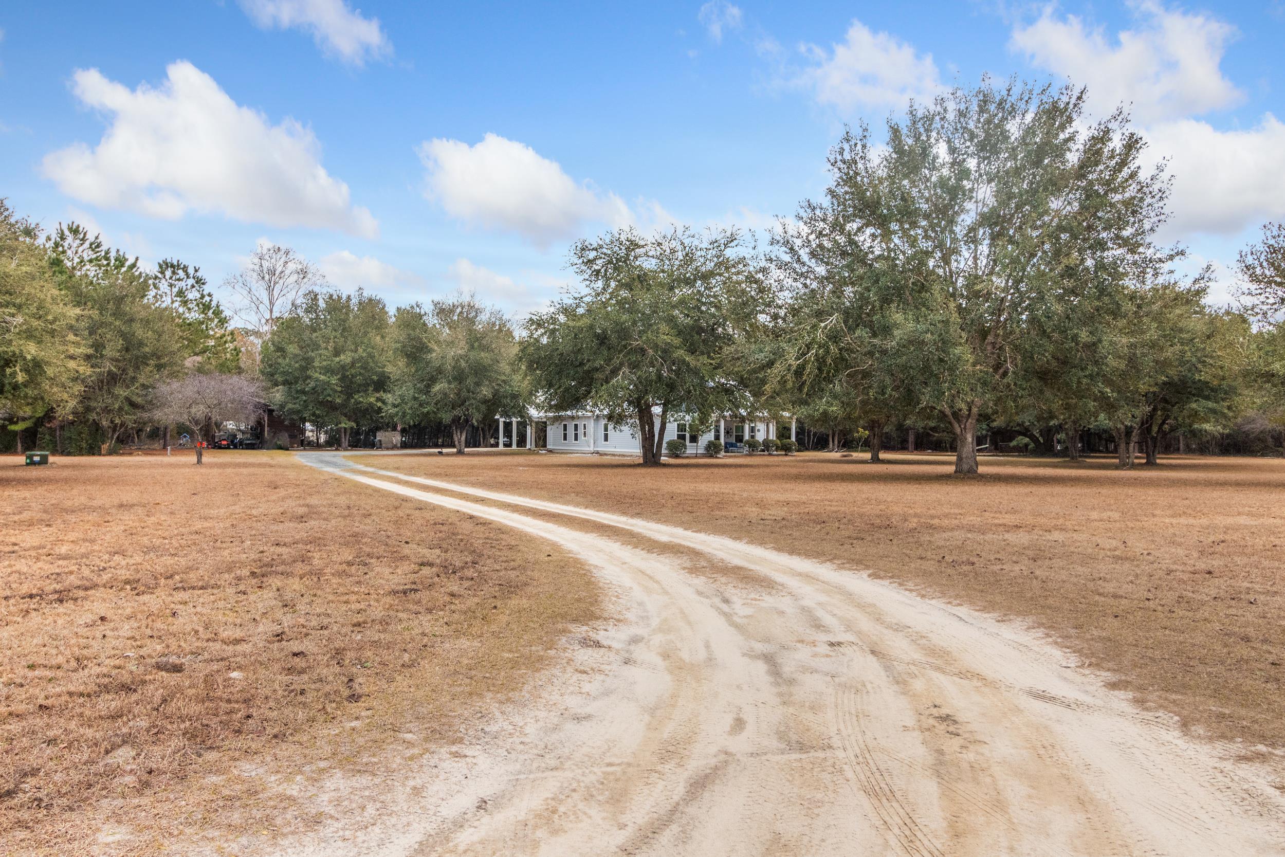 157 Southfork Lane, Crawfordville, Florida image 2