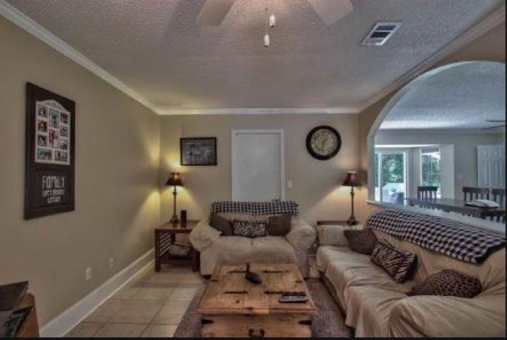 6842 Tomy Lee Trail, Tallahassee, Texas image 11