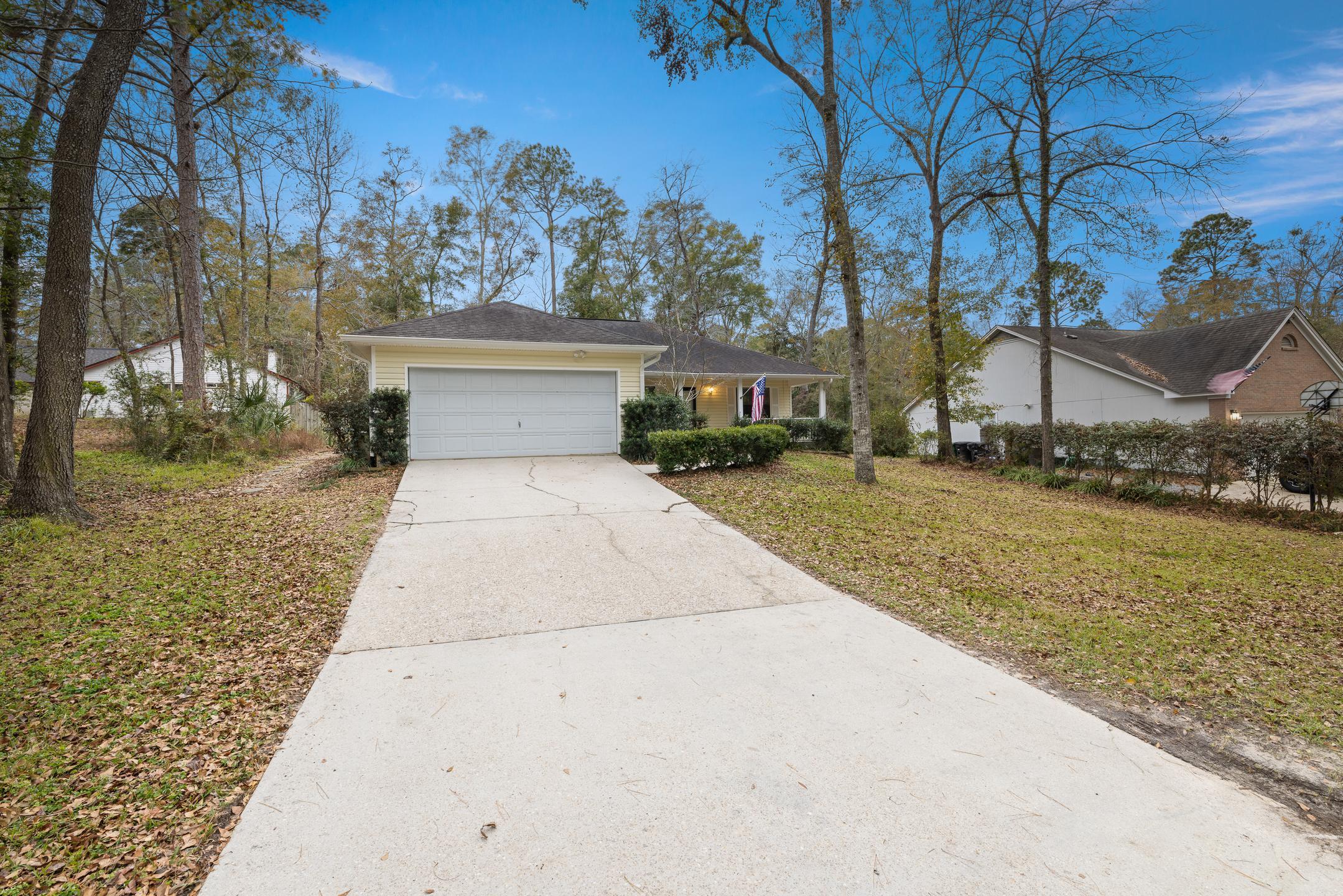 1739 Folkstone Road, Tallahassee, Florida image 2