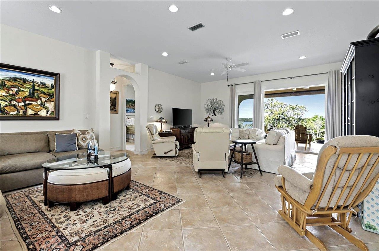 333 Compass Lake Drive, Alford, Florida image 17