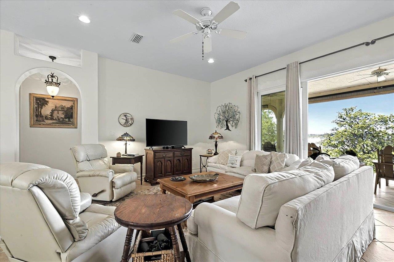 333 Compass Lake Drive, Alford, Florida image 21