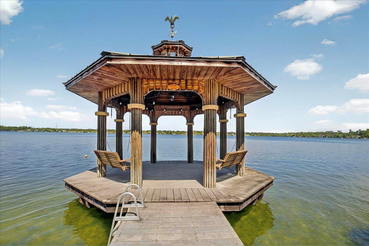 333 Compass Lake Drive, Alford, Florida image 5