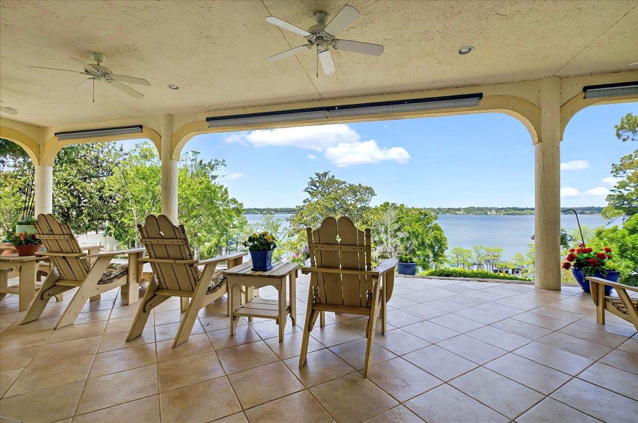 333 Compass Lake Drive, Alford, Florida image 8