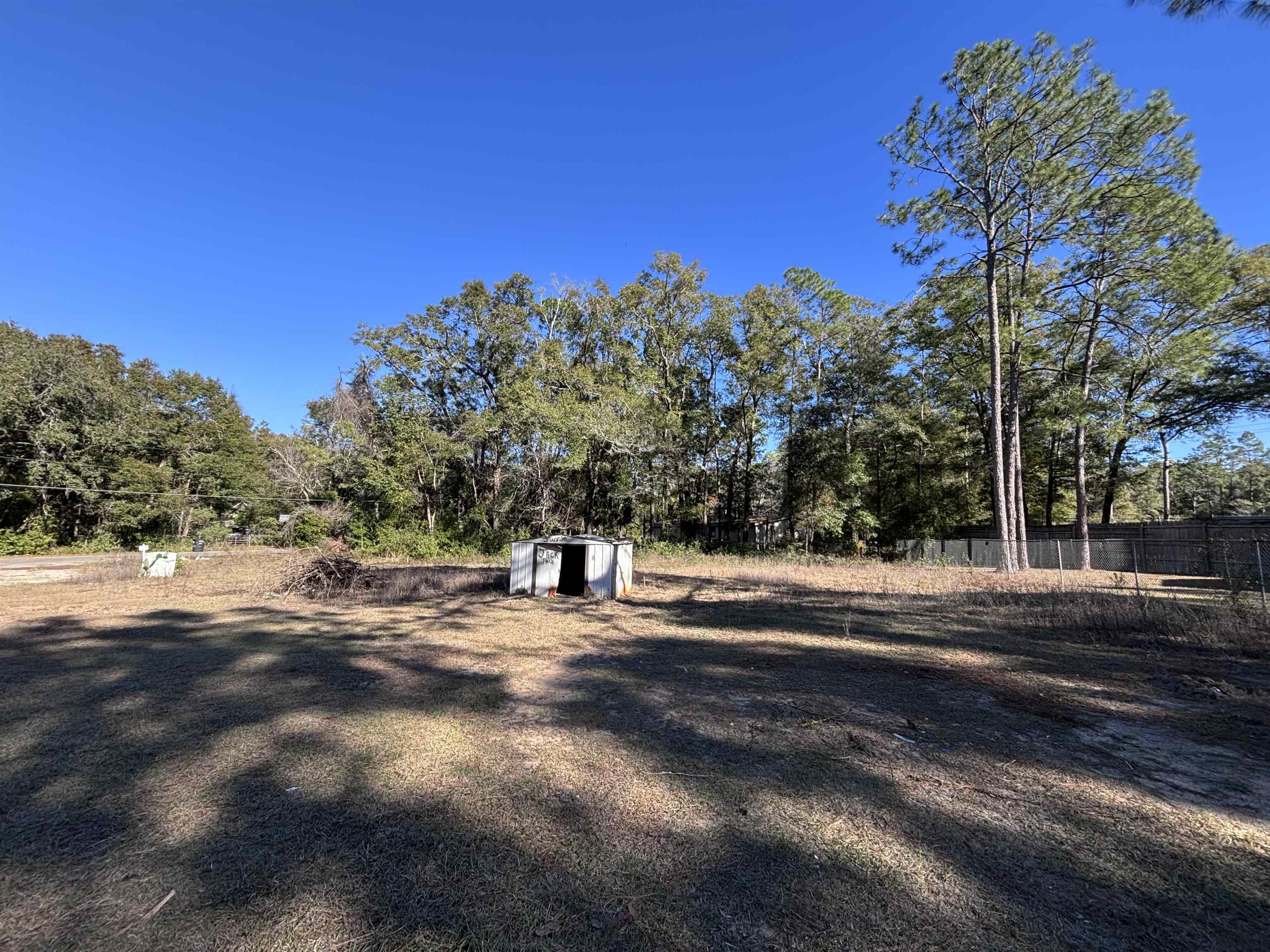 2055 Seasons Lane, Tallahassee, Texas image 4