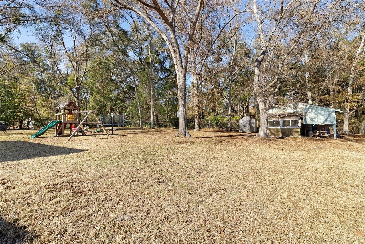 6928 Tomy Lee Trail, Tallahassee, Texas image 33