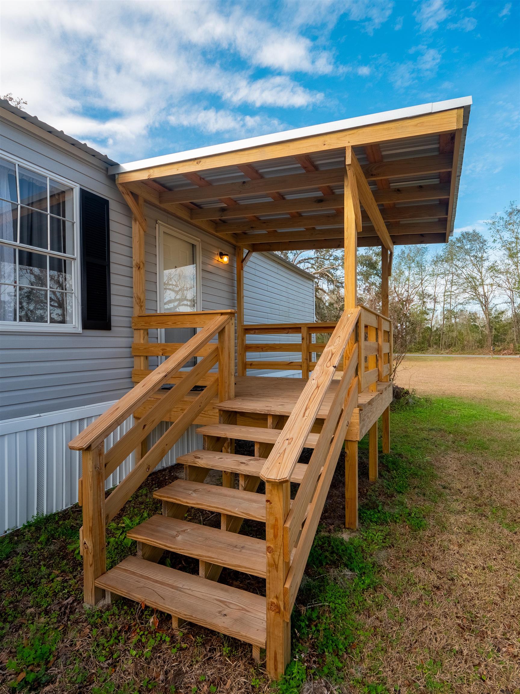 324 NE Delphinium Drive, Madison, Florida image 3