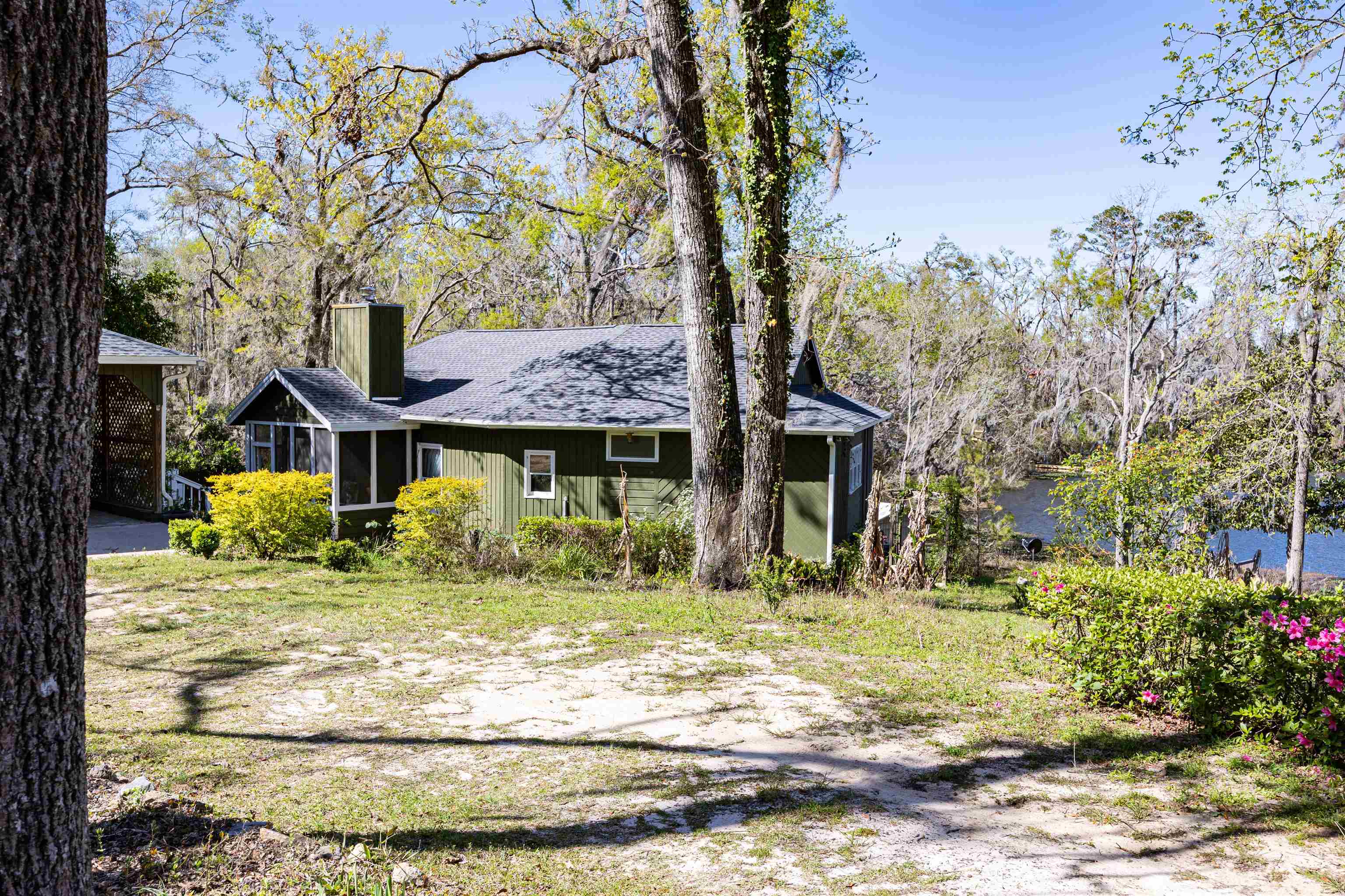 519 NW Kingsley Lane, Jennings, Florida image 3