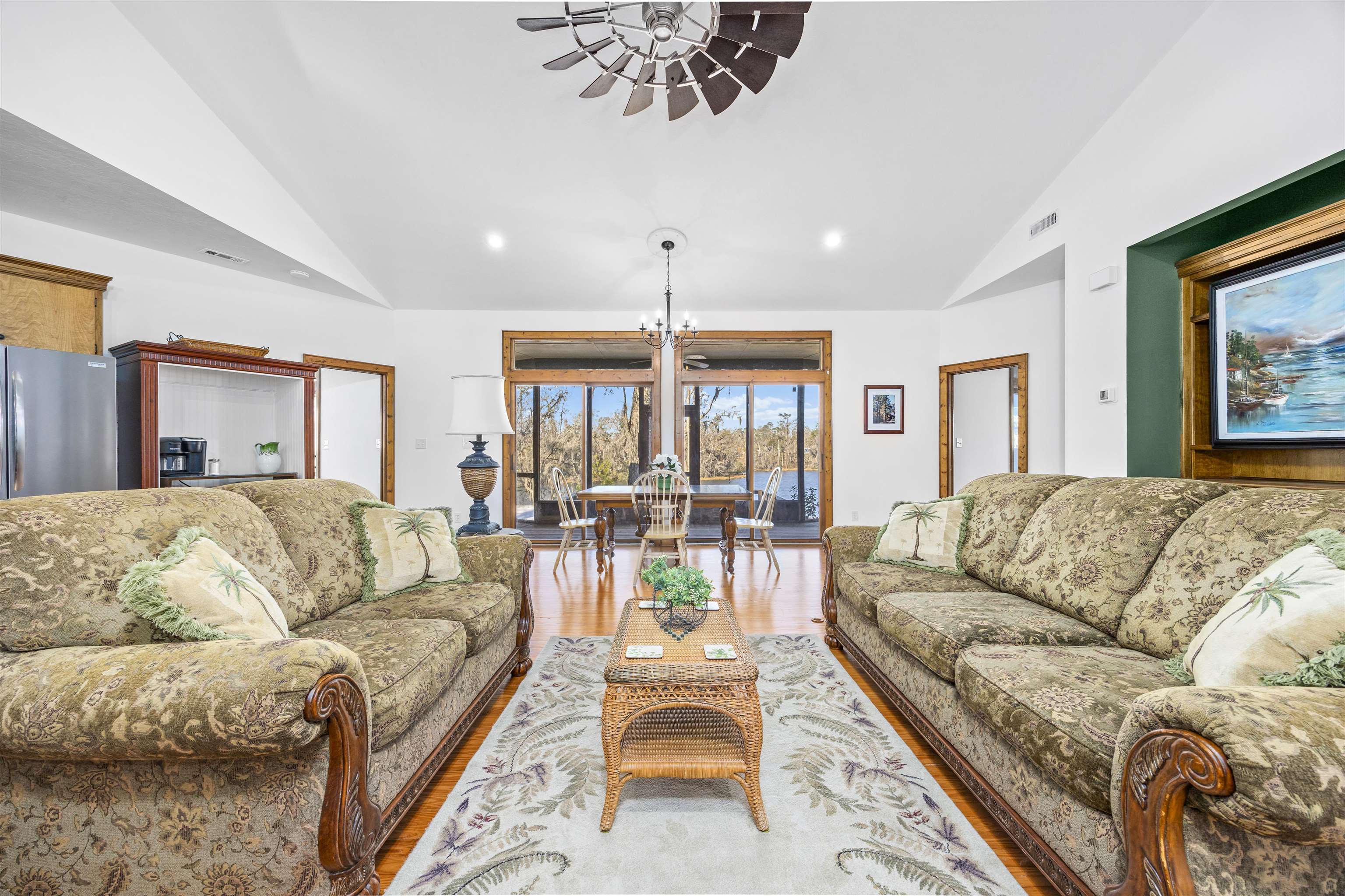 519 NW Kingsley Lane, Jennings, Florida image 7
