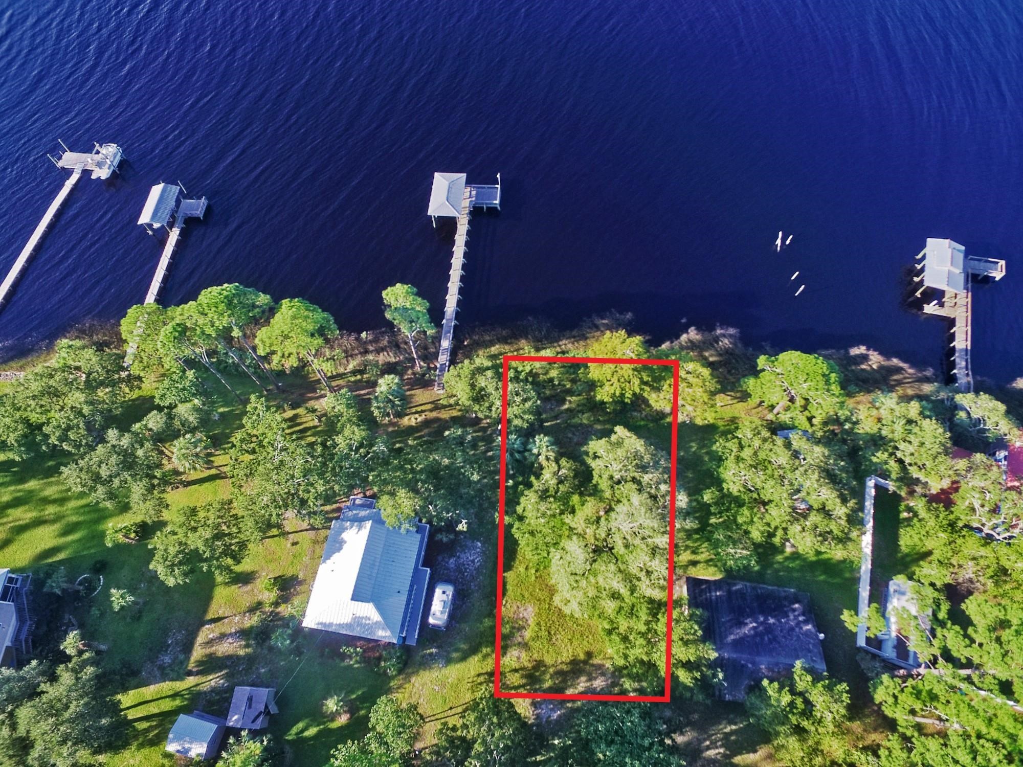 98 River Drive, Ochlockonee Bay, Texas image 1