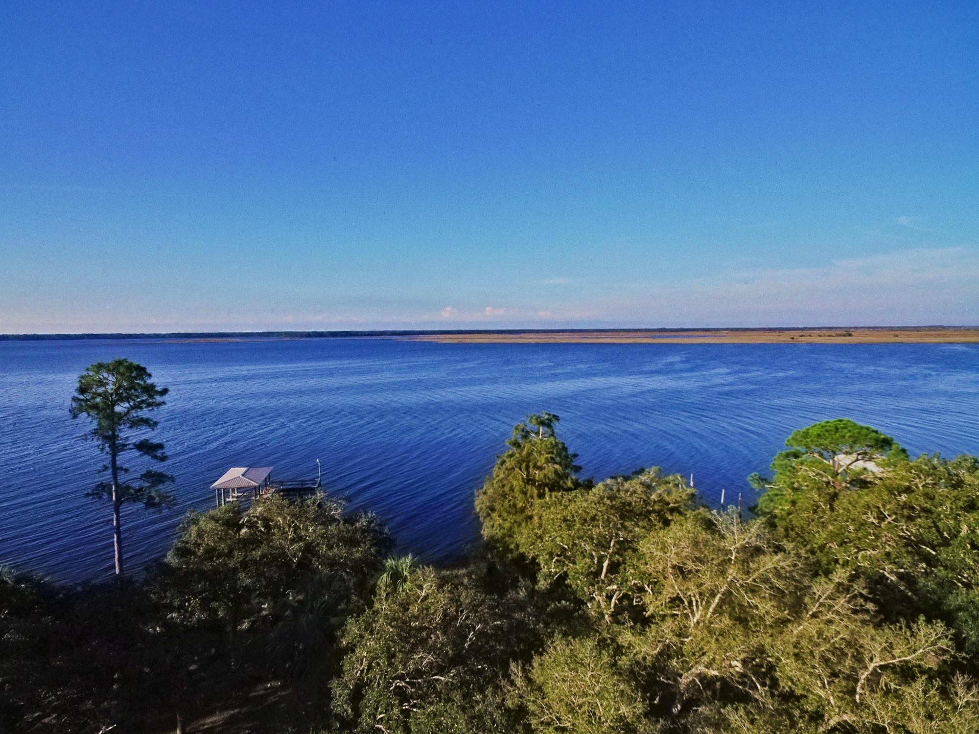 98 River Drive, Ochlockonee Bay, Texas image 14