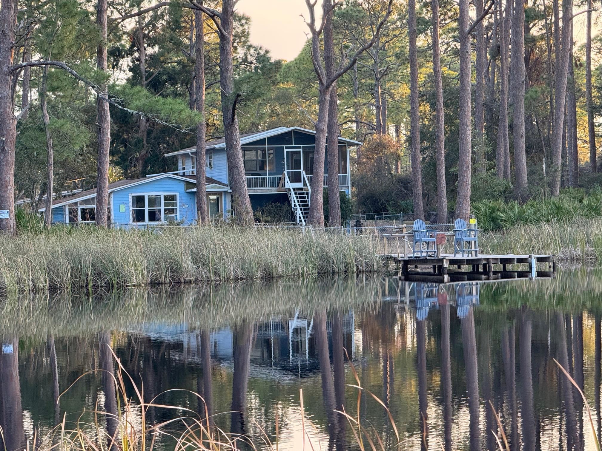 55 Lakeview Drive, Alligator Point, Texas image 1