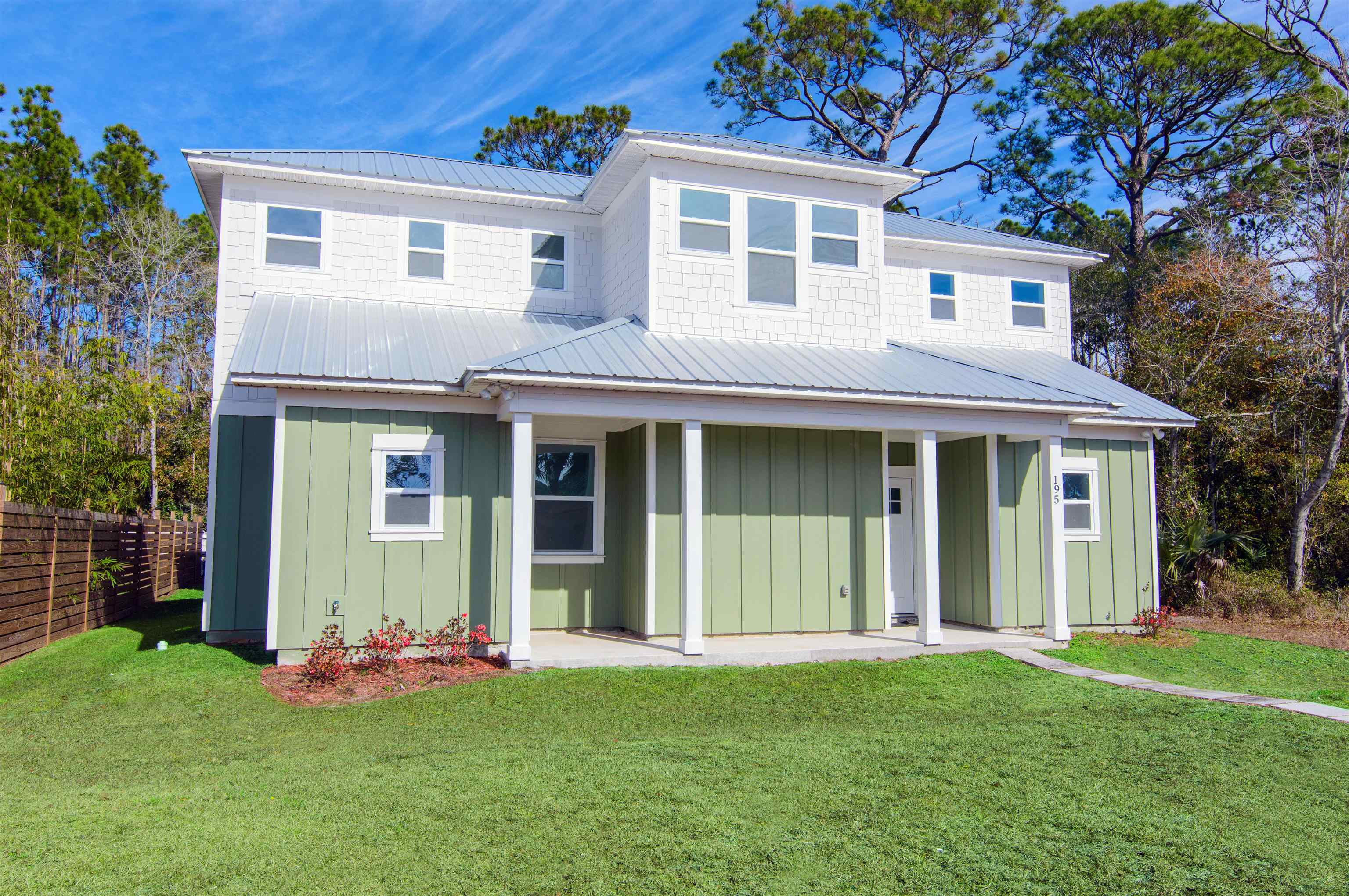 195 SE 14th Street, Apalachicola, Florida image 1