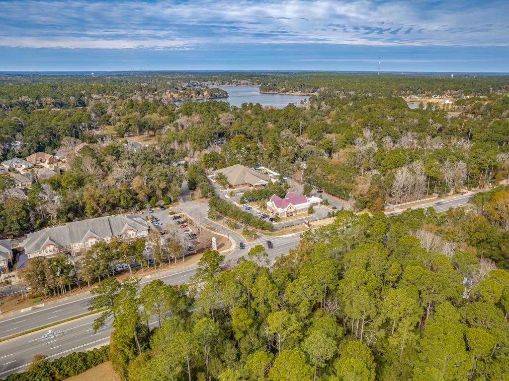6275 Thomasville Road, Tallahassee, Florida image 21