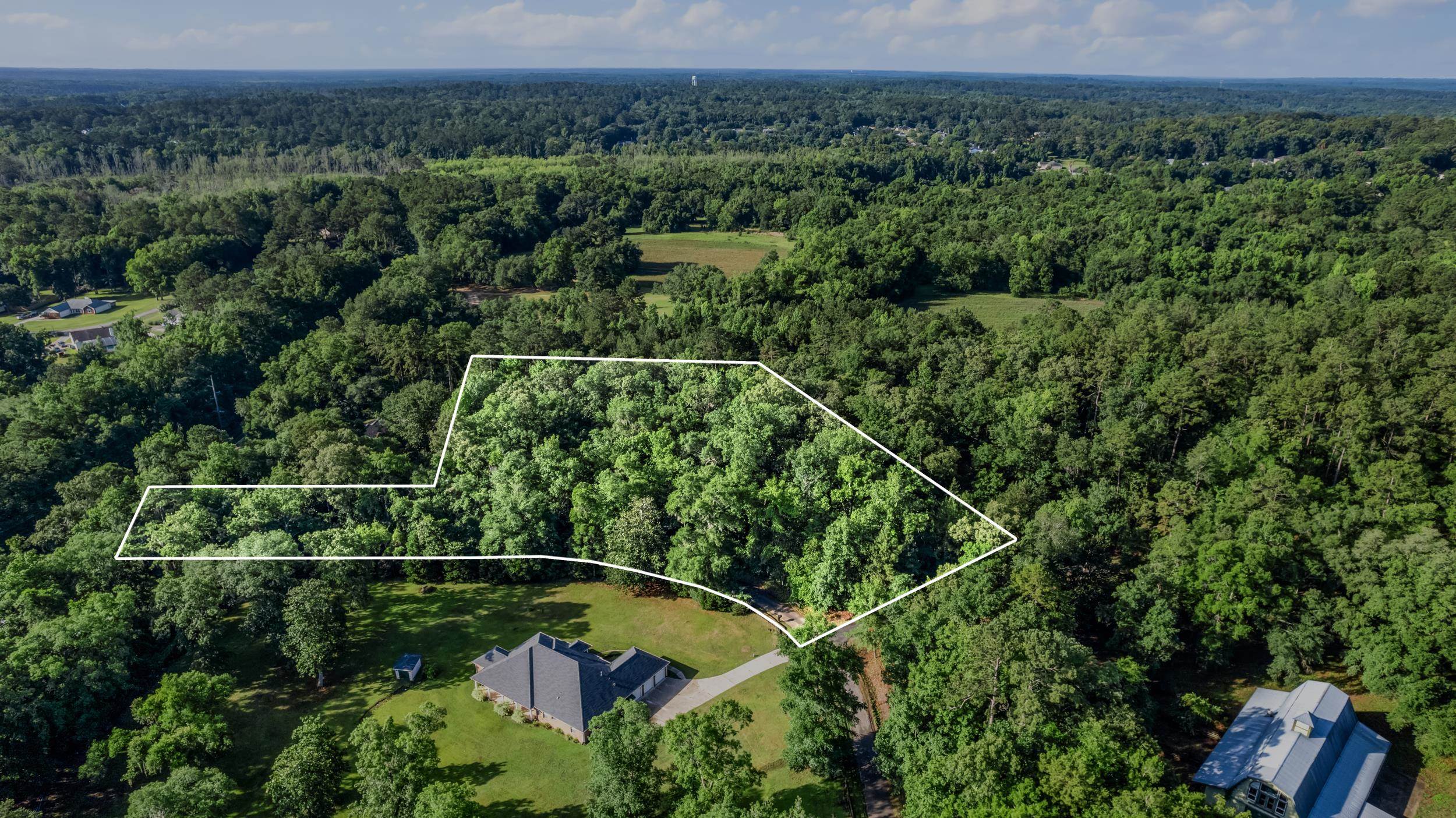 Jomaureen Way, Tallahassee, Florida image 1