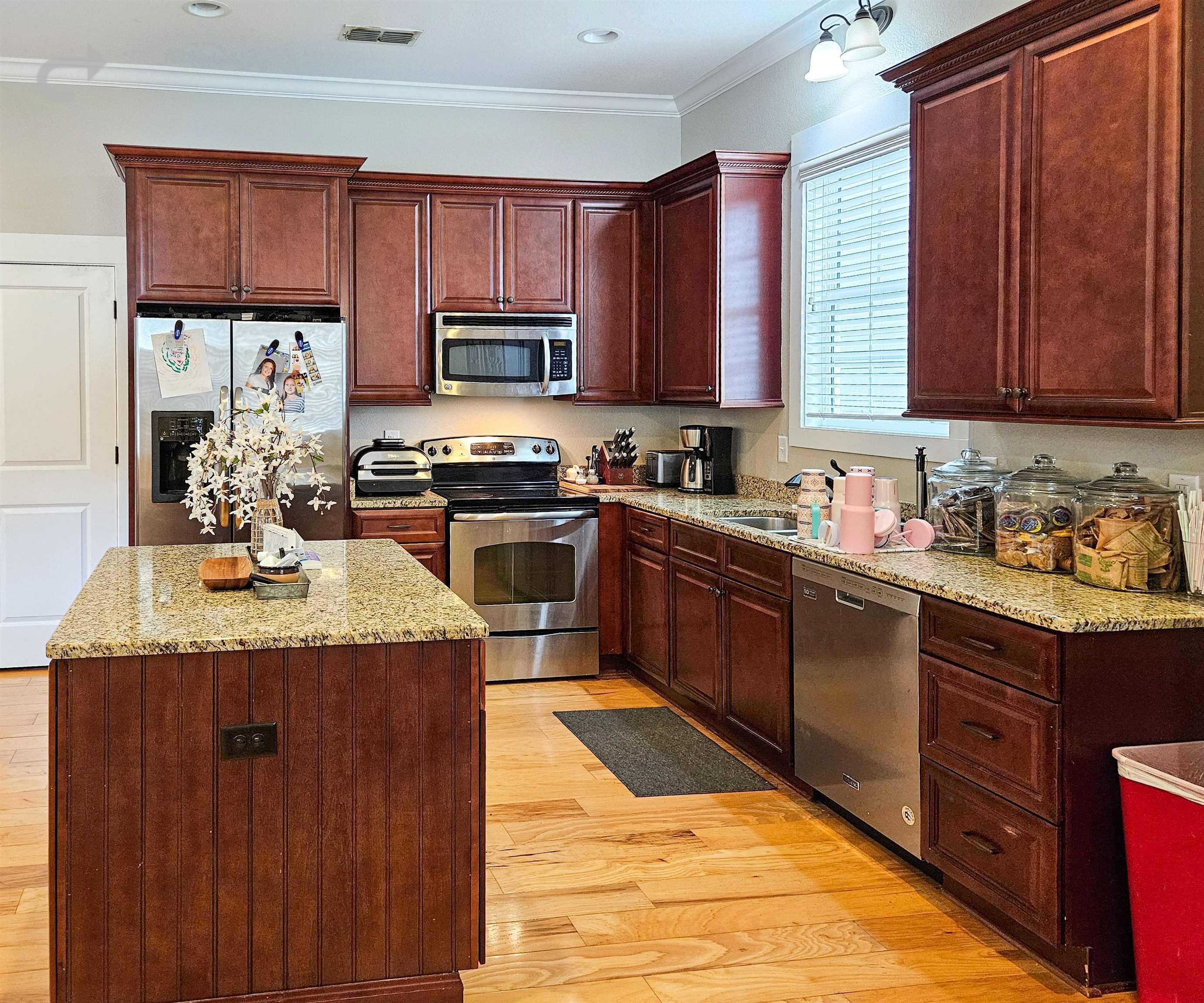 114 Pepperdine Court, Thomasville, Georgia image 4