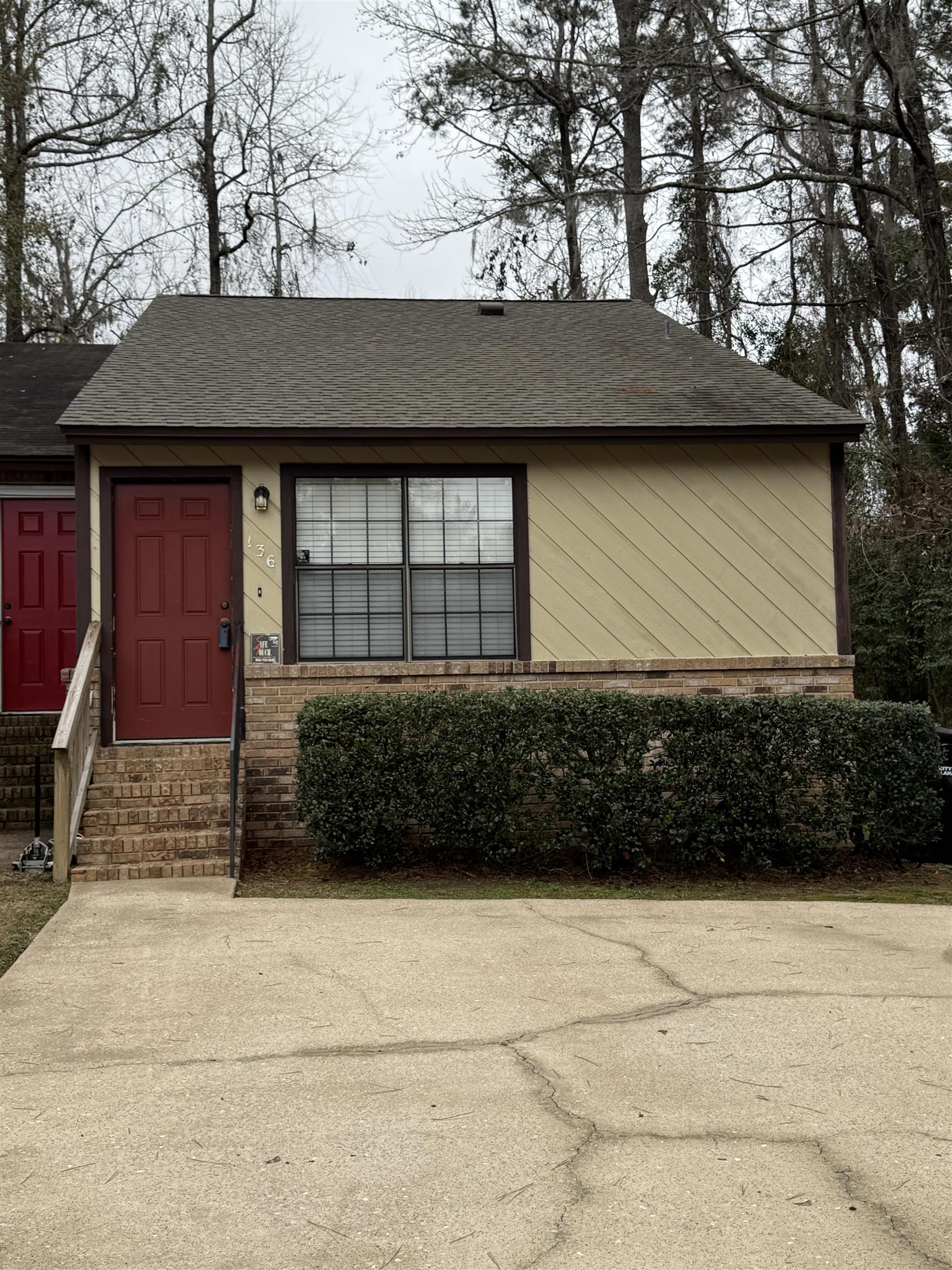 136 Boardwalk Lane, Tallahassee, Texas image 2