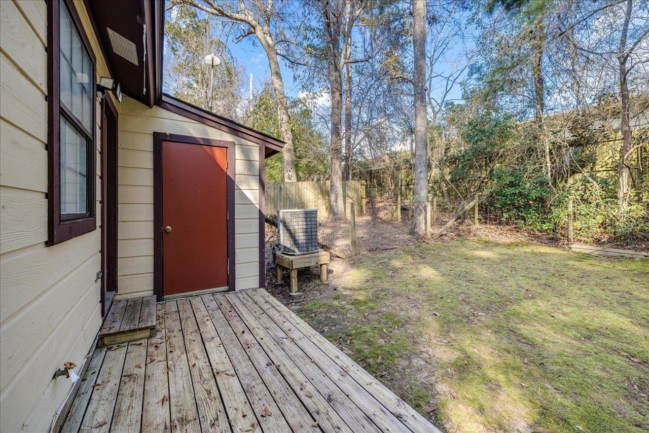 136 Boardwalk Lane, Tallahassee, Texas image 25