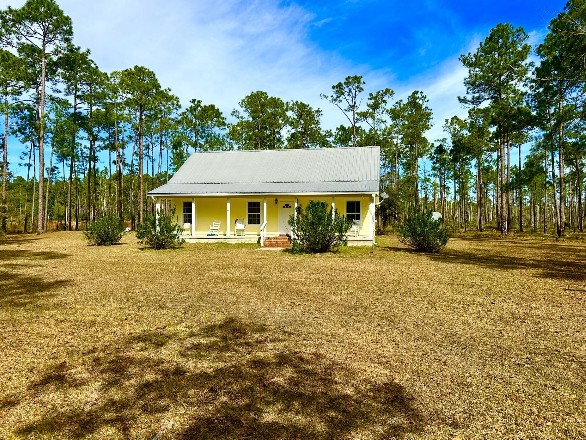 136 Pamela Place, Sopchoppy, Florida image 3