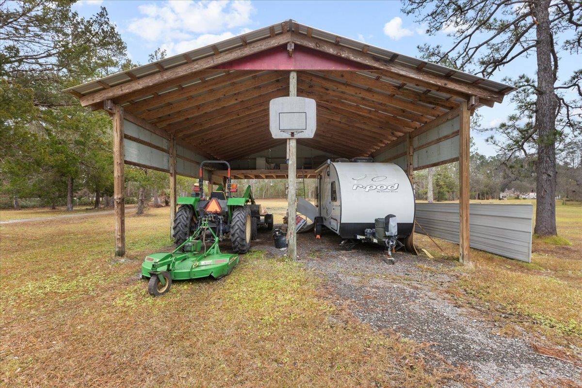 11942 SW Overstreet Avenue, Lamont, Texas image 38