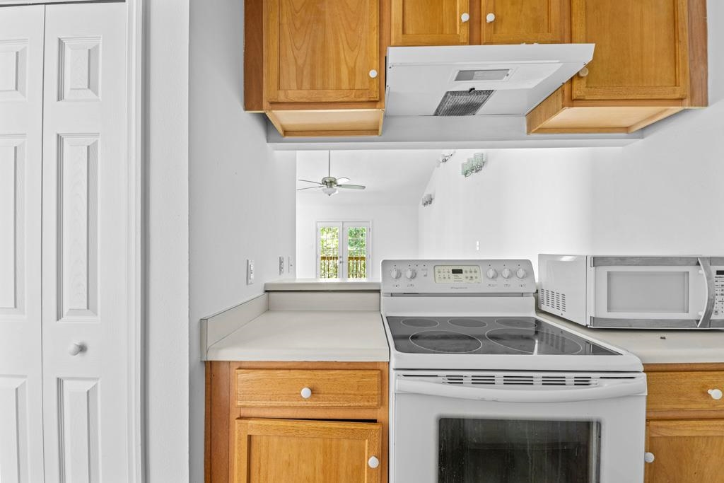 1272 Cross Creek Circle #2, Tallahassee, Florida image 10
