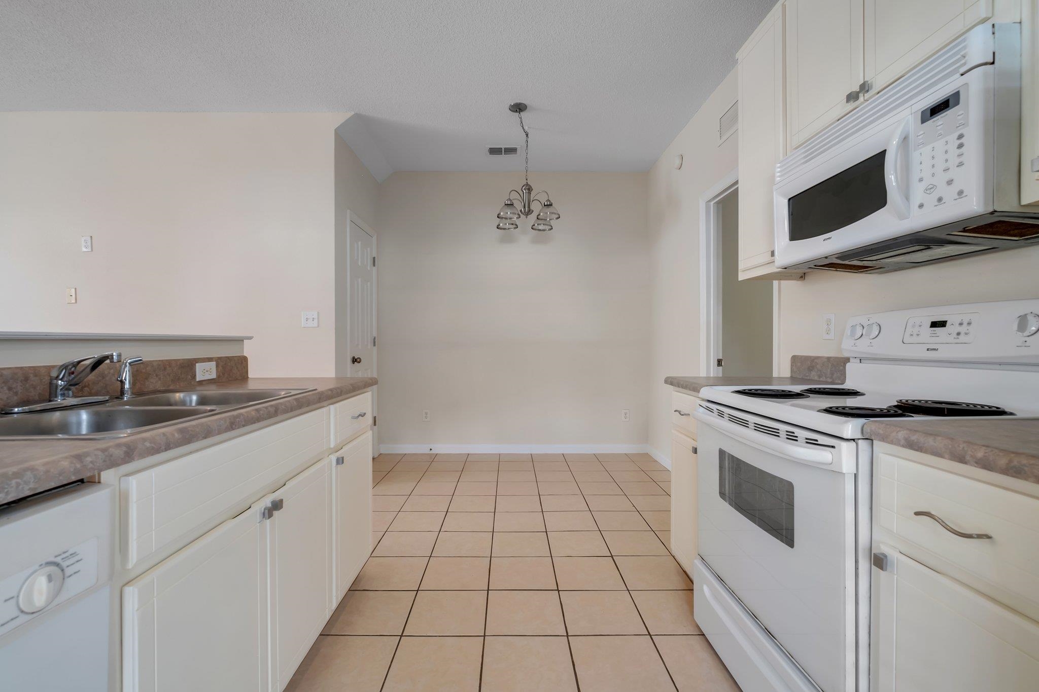 1461 Nena Hills Court, Tallahassee, Florida image 14