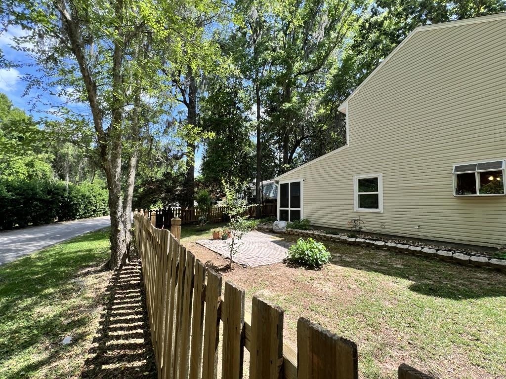 1077 Copper Creek Court, Tallahassee, Florida image 4