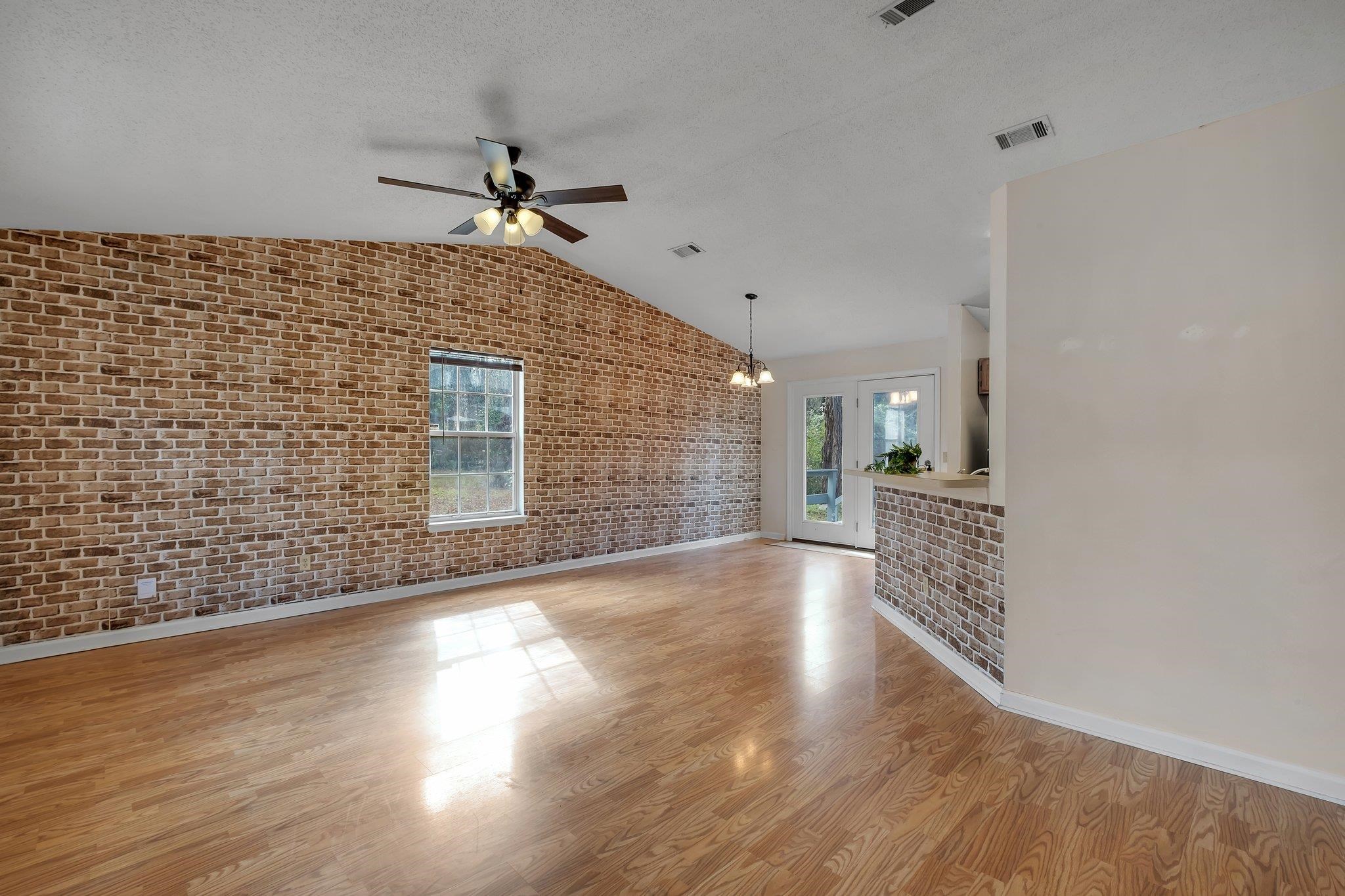 2740 Faringdon Drive, Tallahassee, Florida image 3