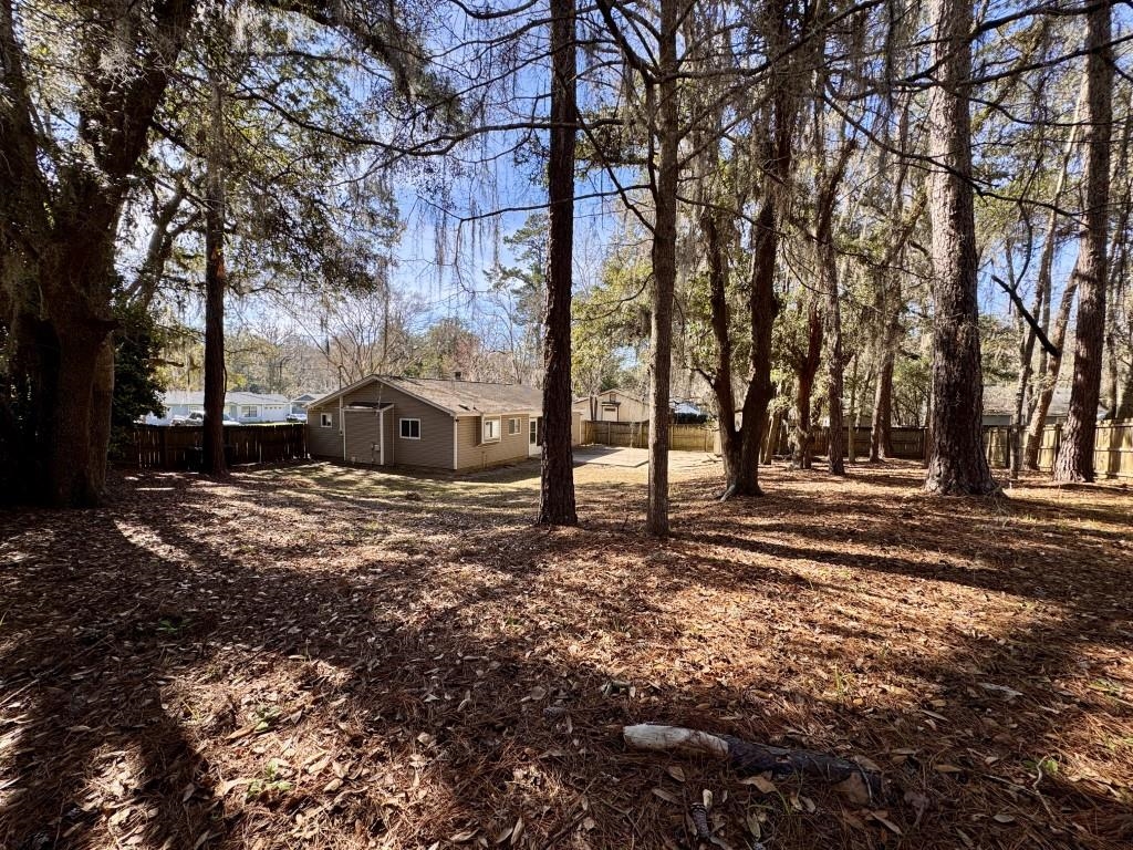 2803 Faringdon Drive, Tallahassee, Florida image 7