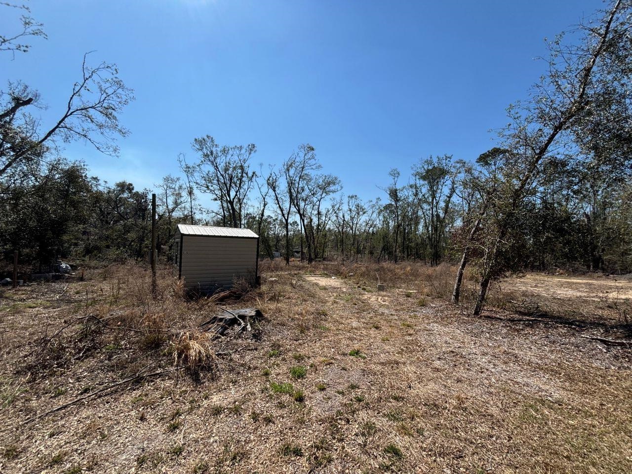 515 NE Willow Bend Terrace, Lee, Florida image 2