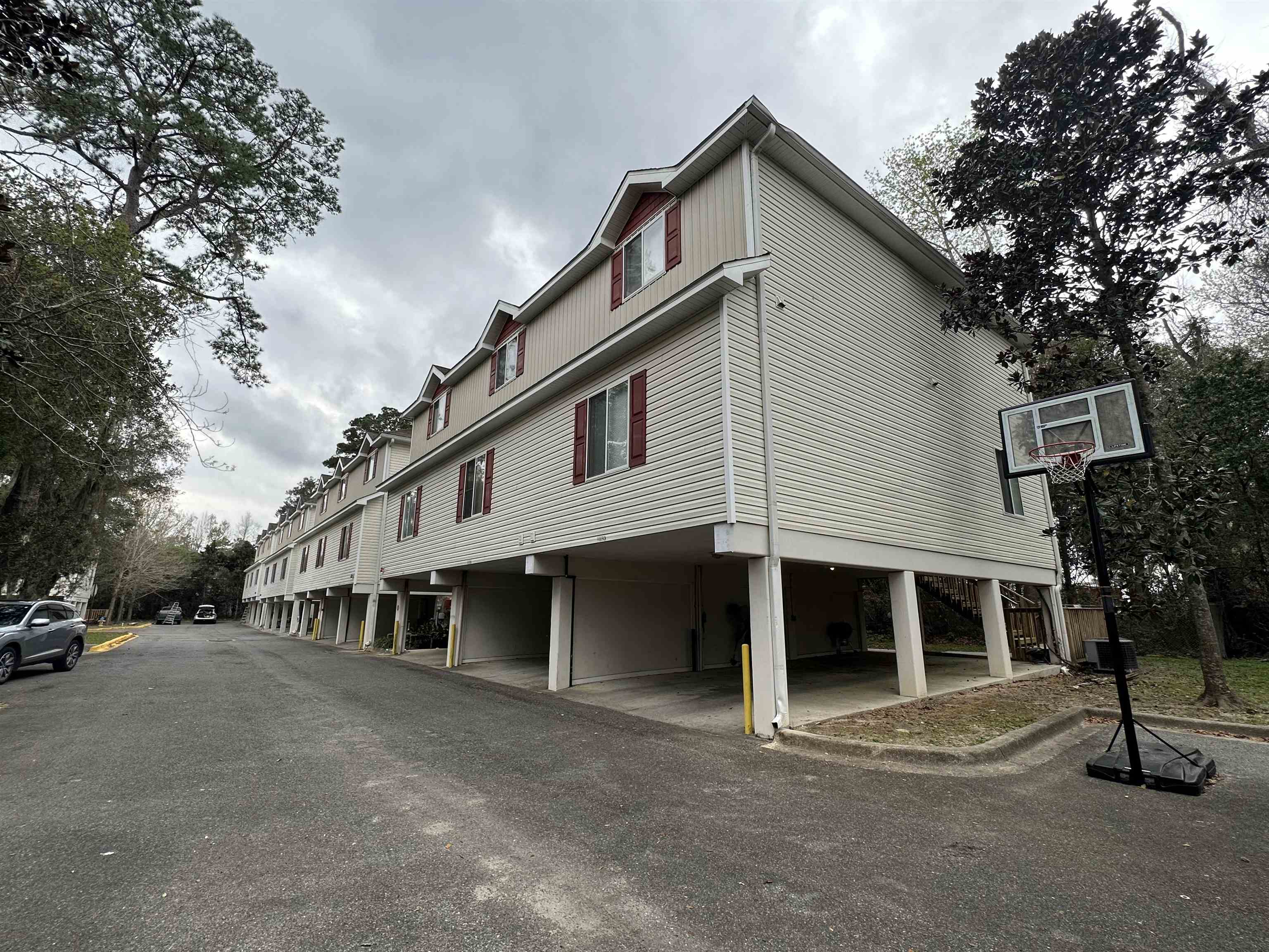 2601 Mckeithen Court #1-17, Tallahassee, Florida image 1