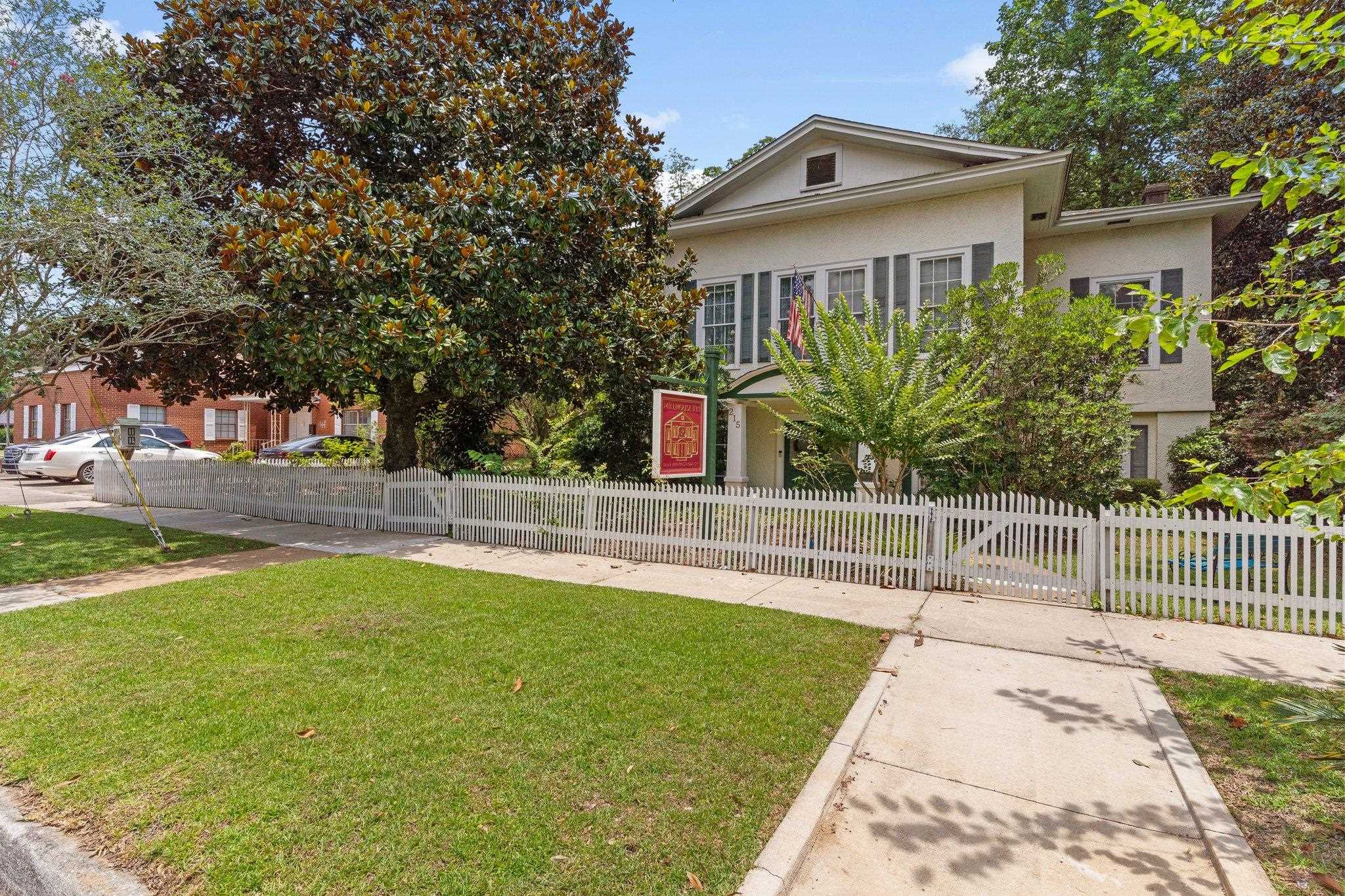 215 N Madison Street, Quincy, Florida image 1