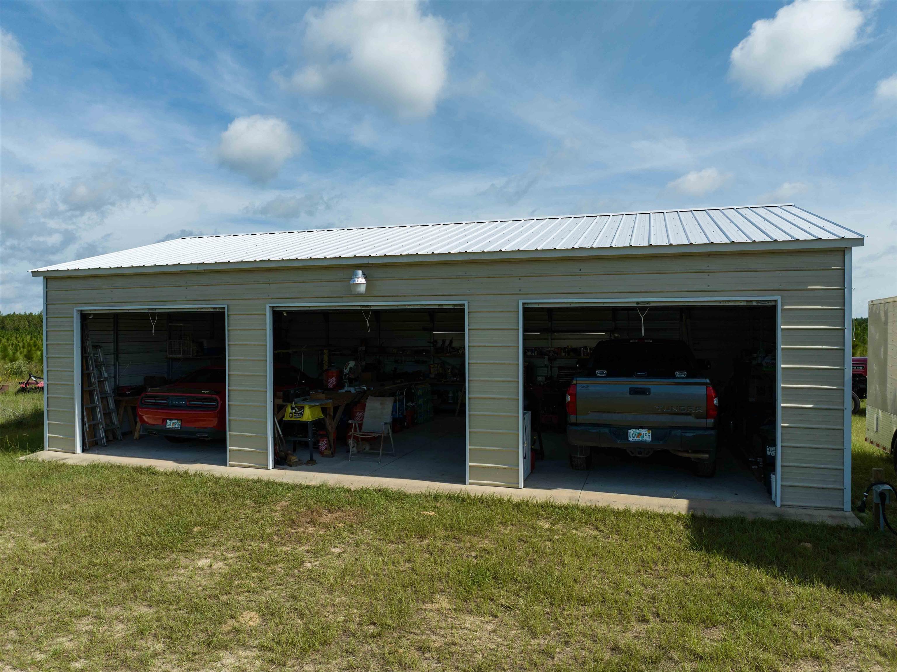 397 SE Schooner Way, Lee, Florida image 2