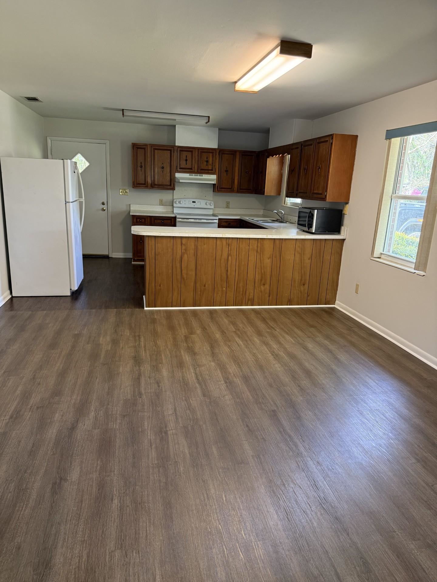 1933 Faulk Drive, Tallahassee, Florida image 3