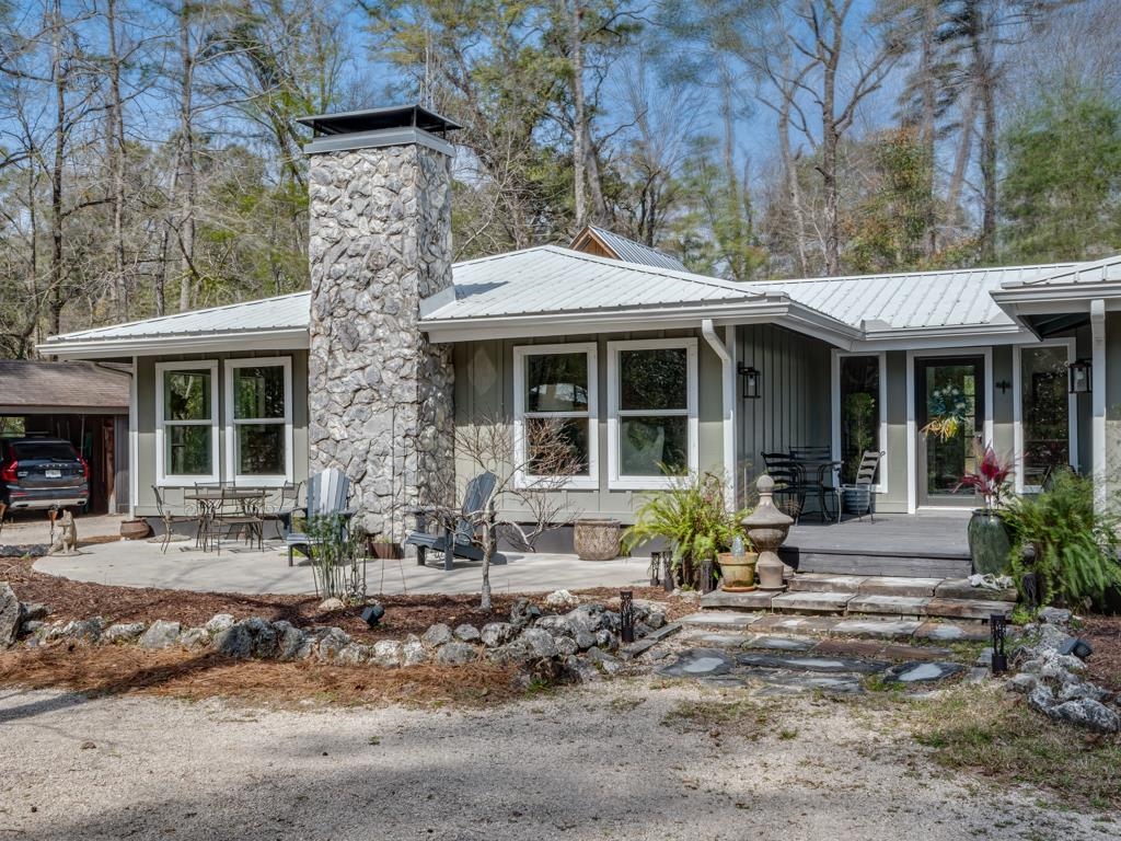 72 Mysterious Waters Road, Crawfordville, Florida image 2