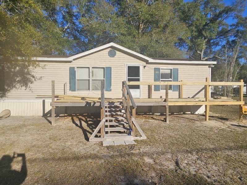 101 S Forest Drive, Midway, Florida image 1