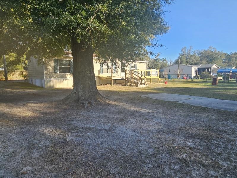 101 S Forest Drive, Midway, Florida image 5