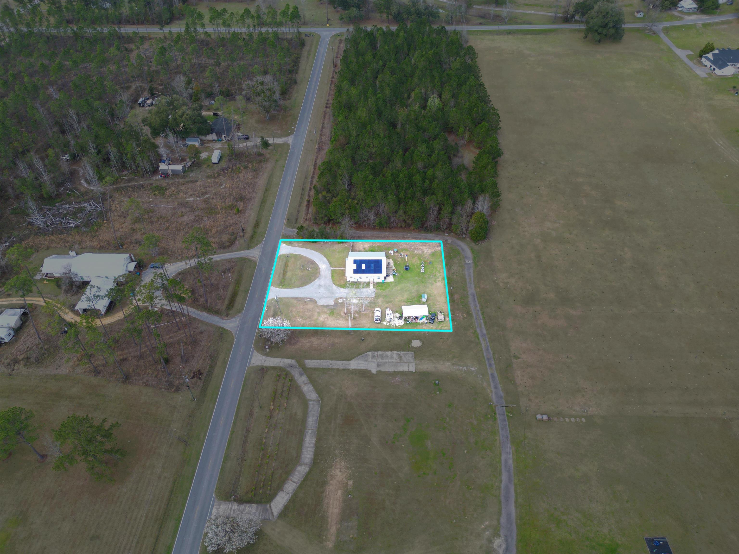 11488 NW Summers Road, Bristol, Florida image 32