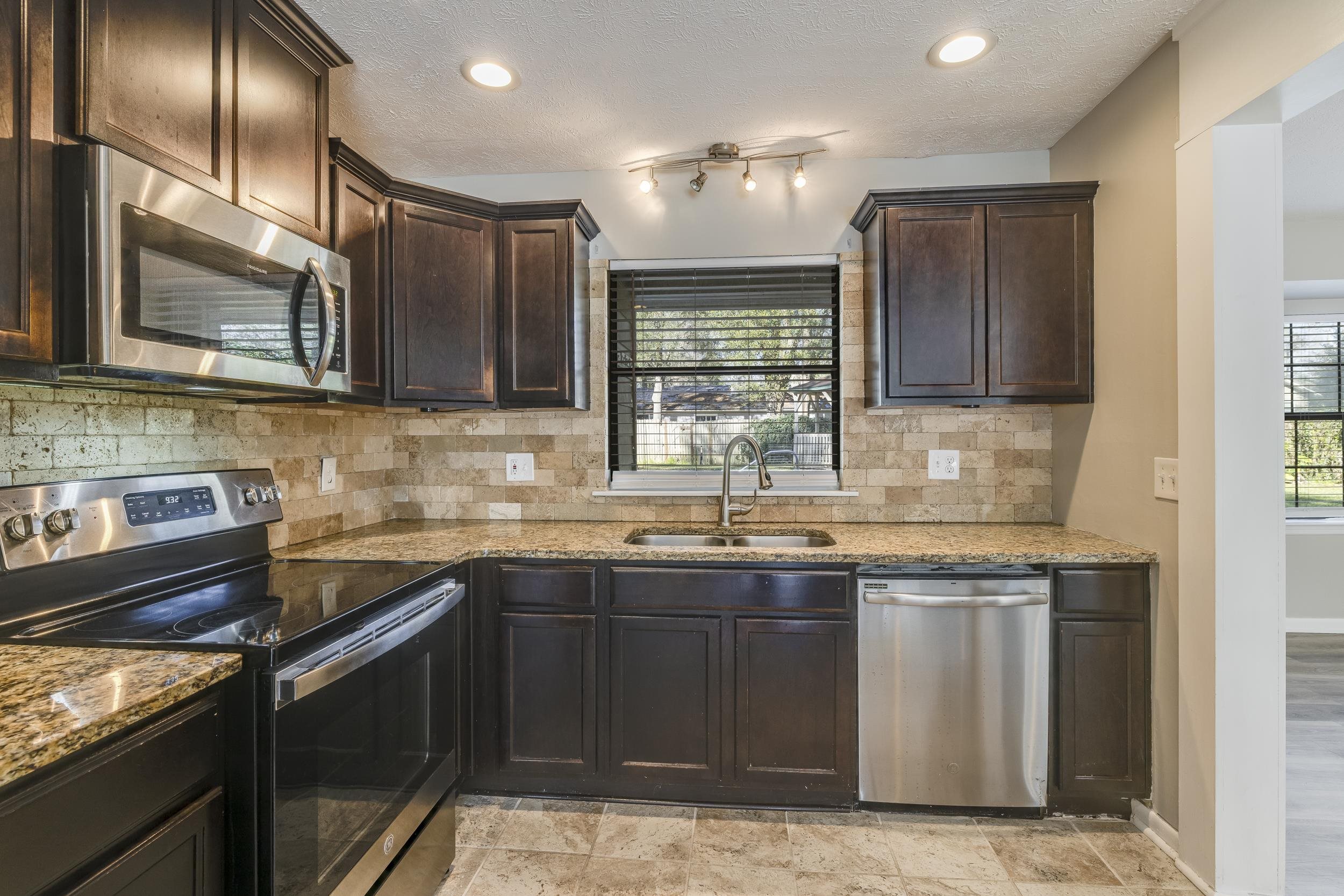 6472 Bold Venture Trail, Tallahassee, Florida image 15