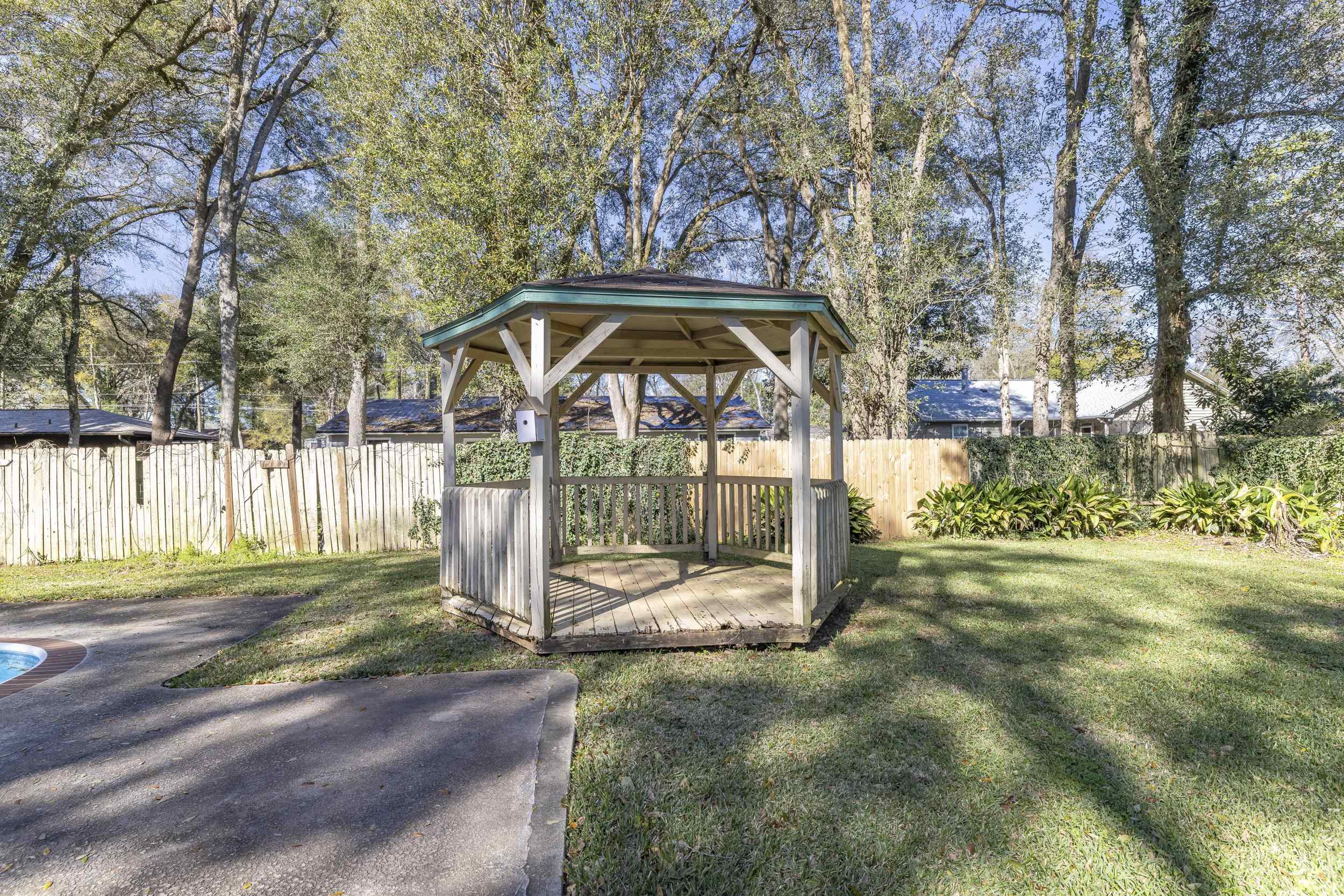 6472 Bold Venture Trail, Tallahassee, Florida image 33