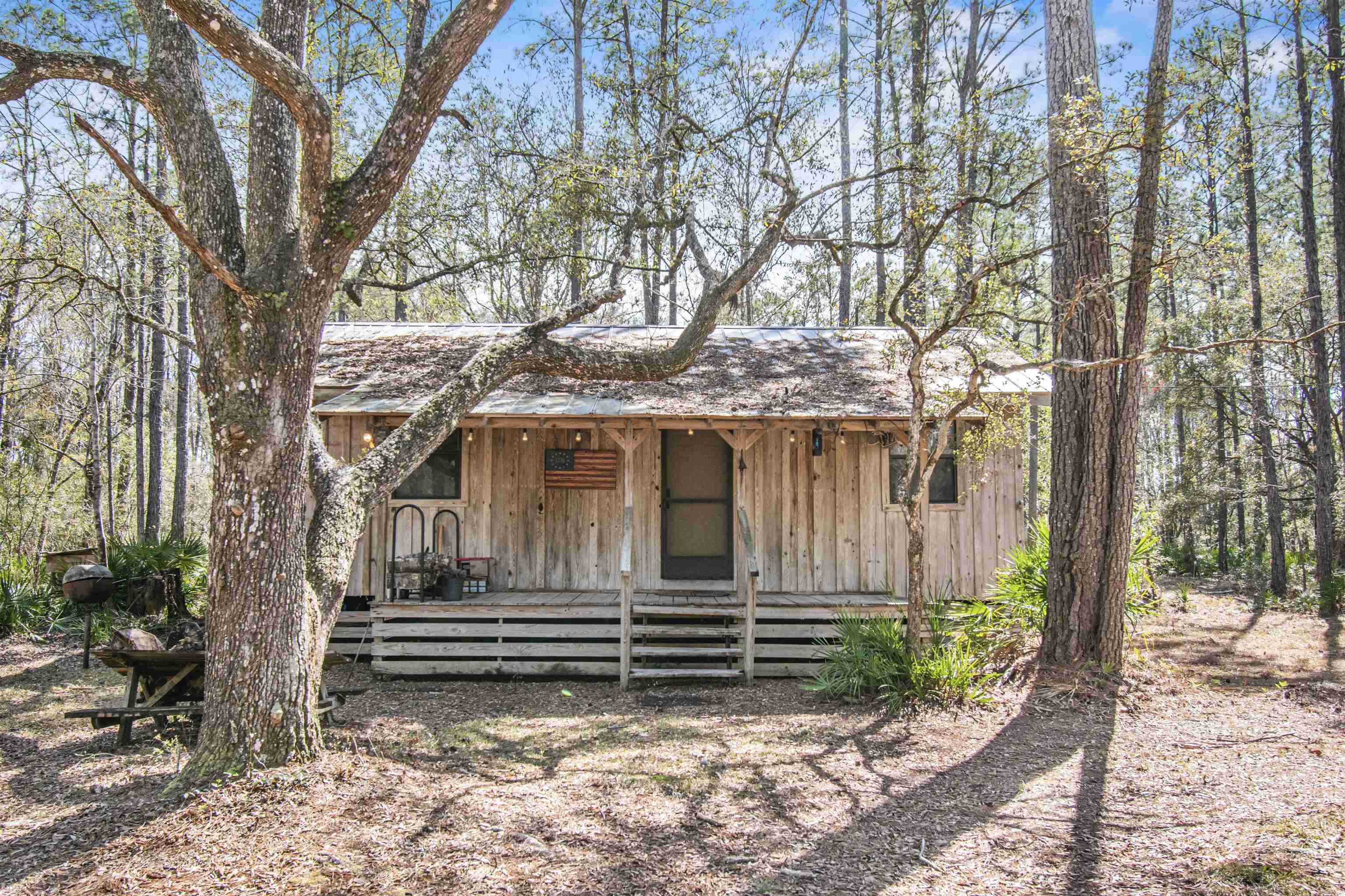 16570 District Drive, Lamont, Florida image 1