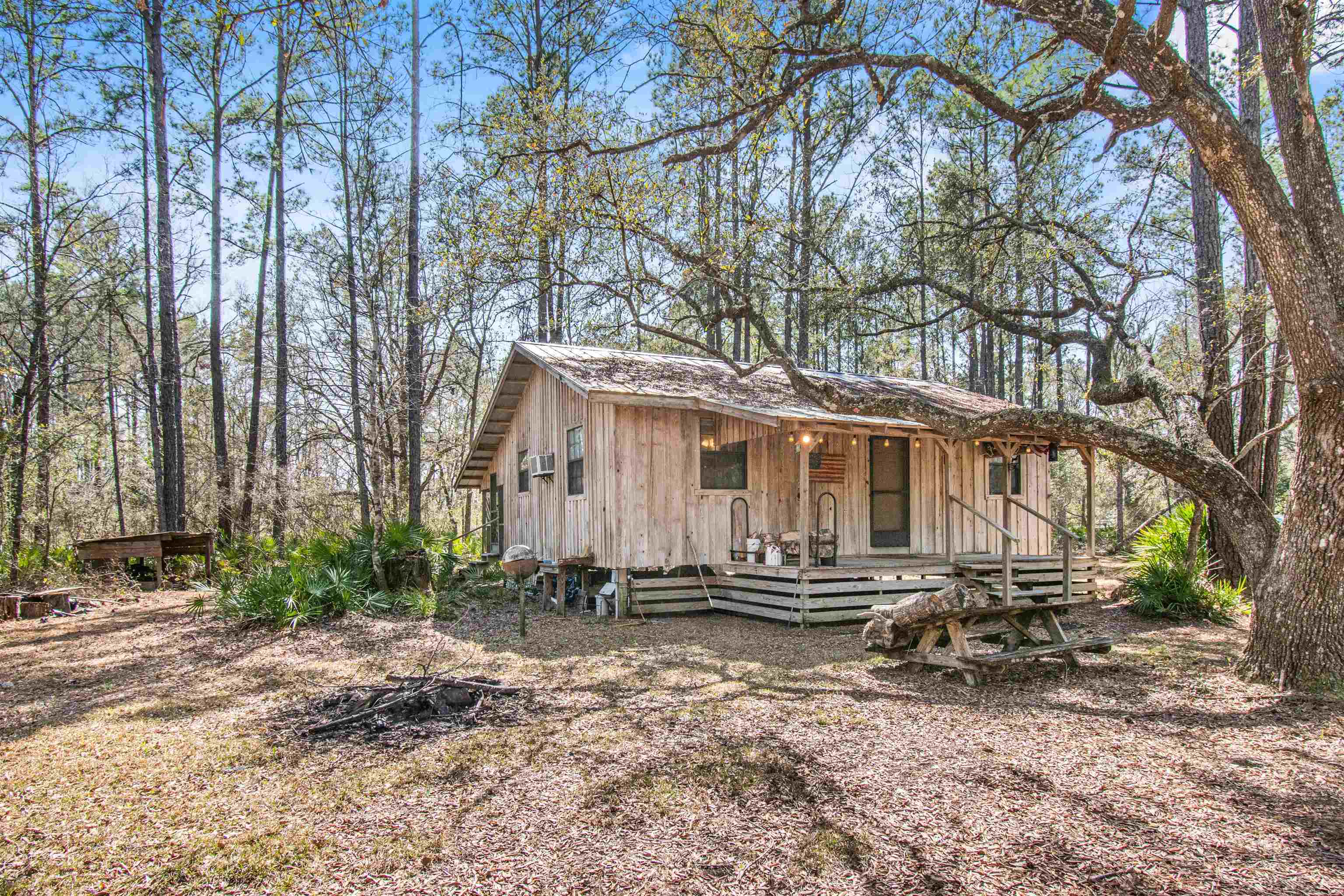 16570 District Drive, Lamont, Florida image 2