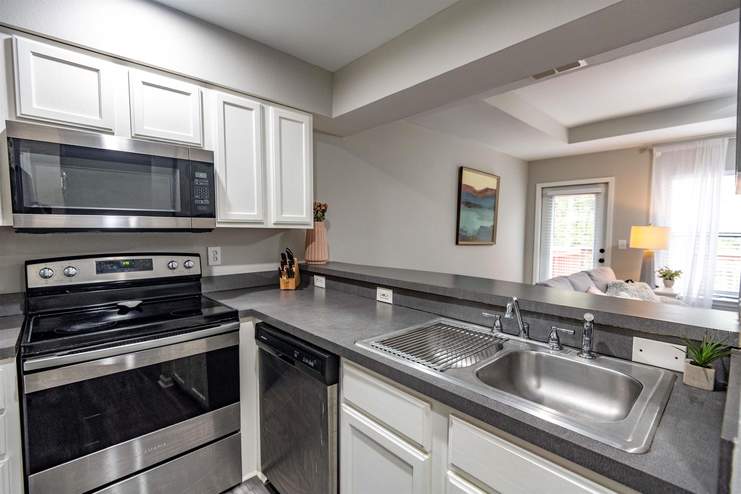 741 White Drive #24, Tallahassee, Florida image 10